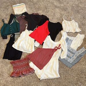 15 PIECE AMERICAN EAGLE TOP/ ROMPER BUNDLE SIZE XS/S